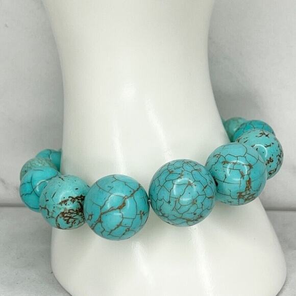 Faux Turquoise Chunky Beaded Silver Tone Toggle Bracelet - Picture 1 of 6